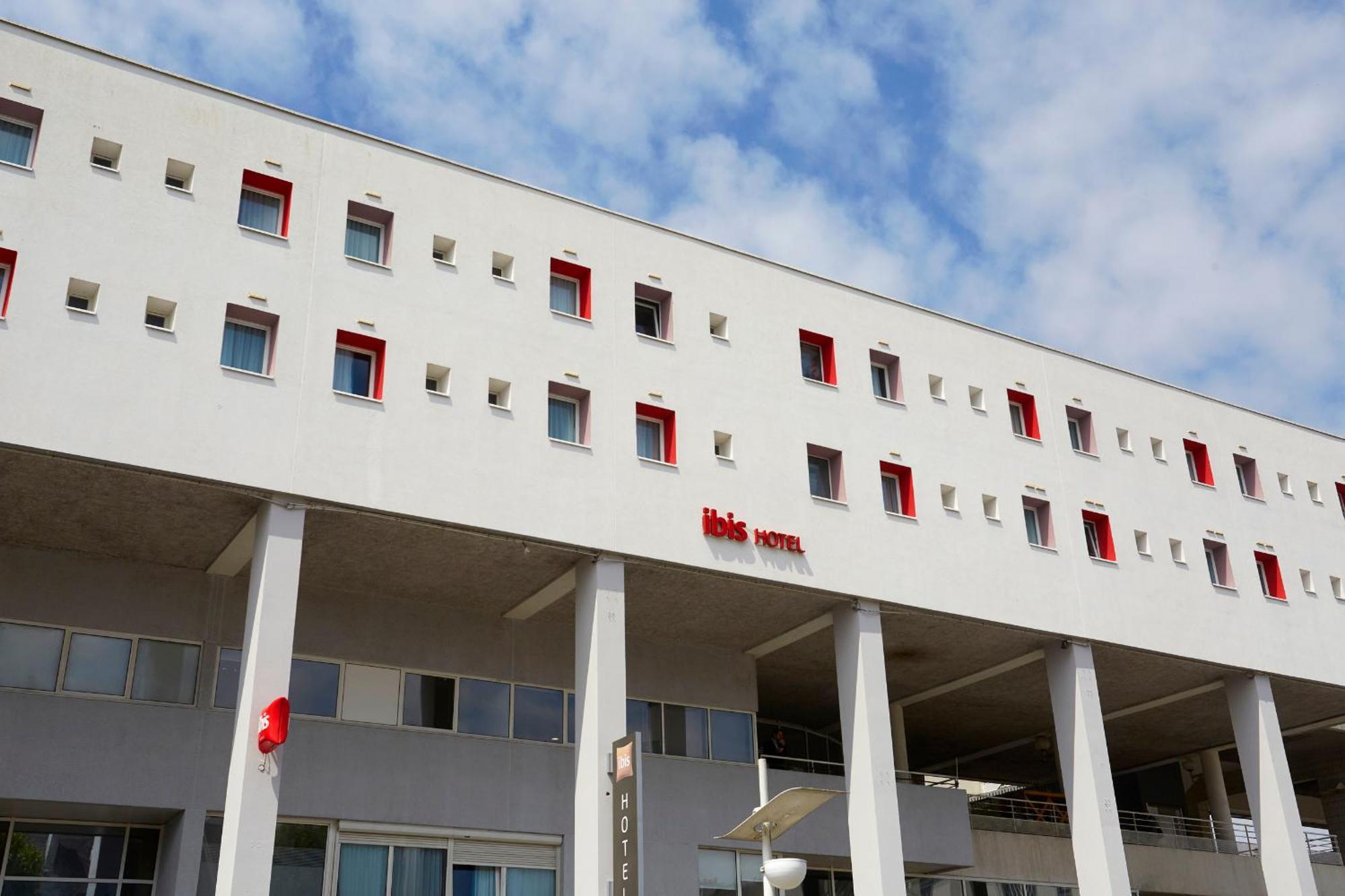 Ibis Lorient Centre Gare Hotel Kültér fotó